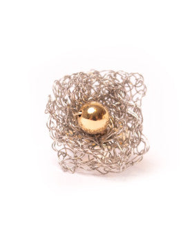 Anillo de bailarina dorado